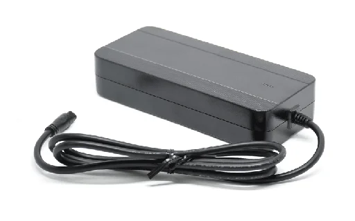 Polnilec za 36V baterijo Econo / 4A 3pin