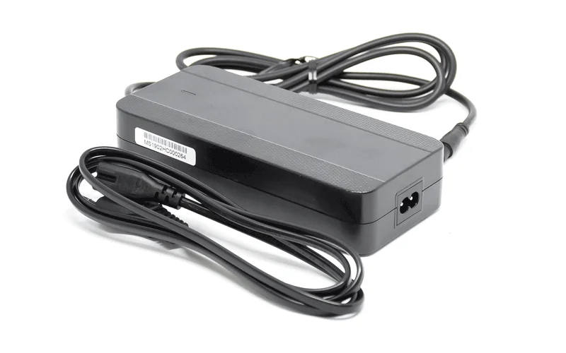 Polnilec za 36V baterijo Econo / 4A 3pin