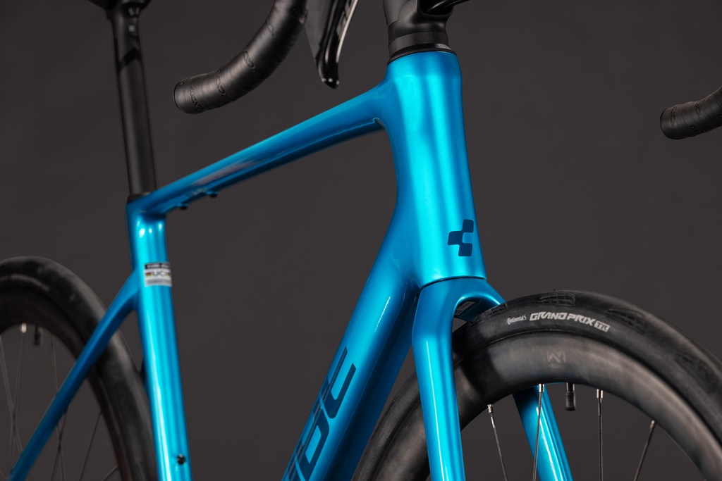 Cestno kolo CUBE Attain C:62 SLX  bali´n´blue 2027