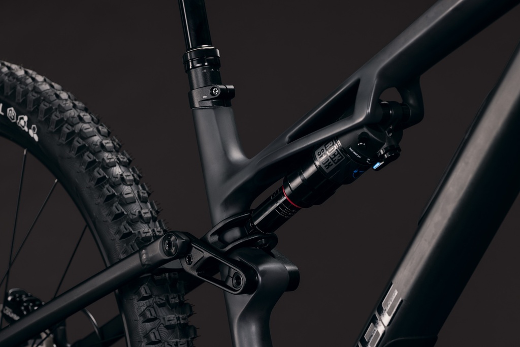 Gorsko kolo Cube Stereo HPC RACE carbon and black 2027 