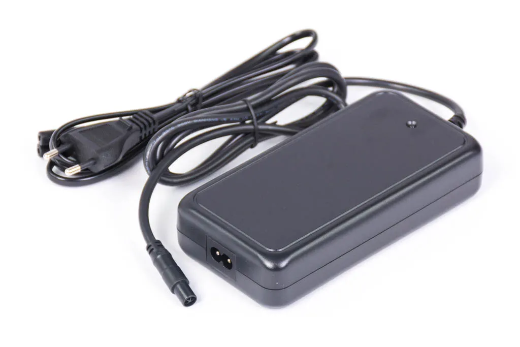 ECONO Battery Charger for 36V / 4A 4 pin UART